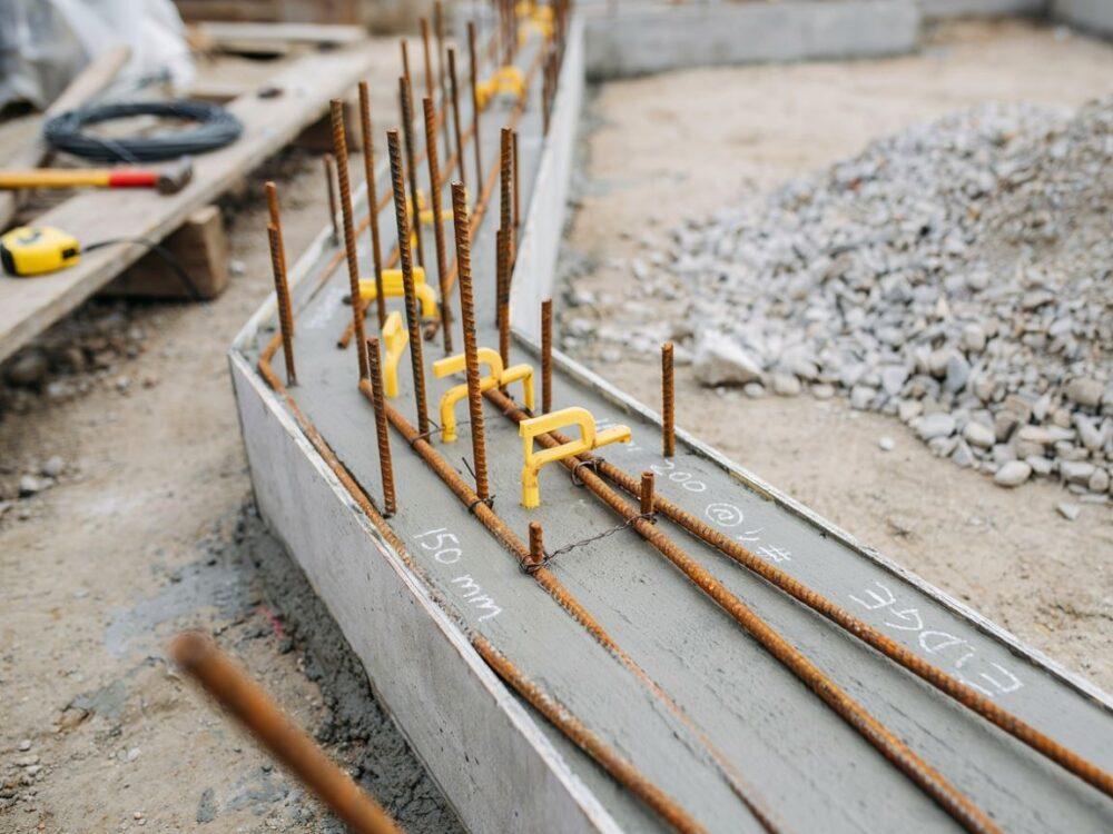 układ prętów stalowych w fundamencie